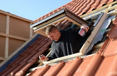 Pose de fenêtres de toit Velux au Breuil